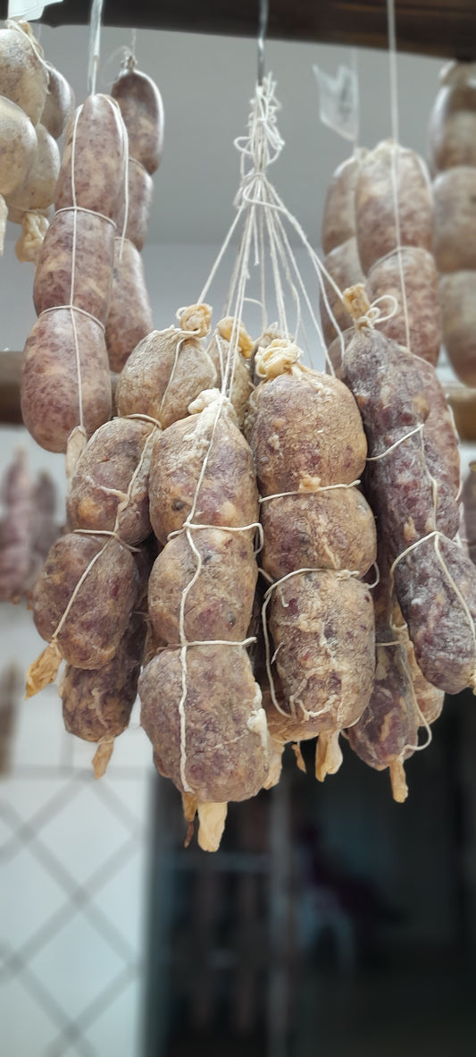 Salame produzione propia tipico dei monti lattari prezzo al kg